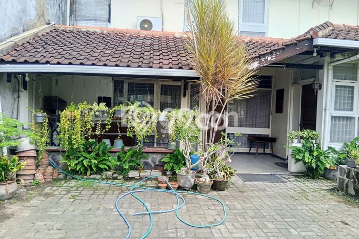 Rumah Eksklusif Siap Huni LT 682m2 di Depok, Sleman Rumah Eksklusif Siap Huni LT 682m2 di Depok, Sleman