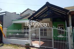 Dijual Cepat Rumah Bagus Siap Huni LB 115m2 di Wonocolo, Surabaya Dijual Cepat Rumah Bagus Siap Huni LB 115m2 di Wonocolo, Surabaya