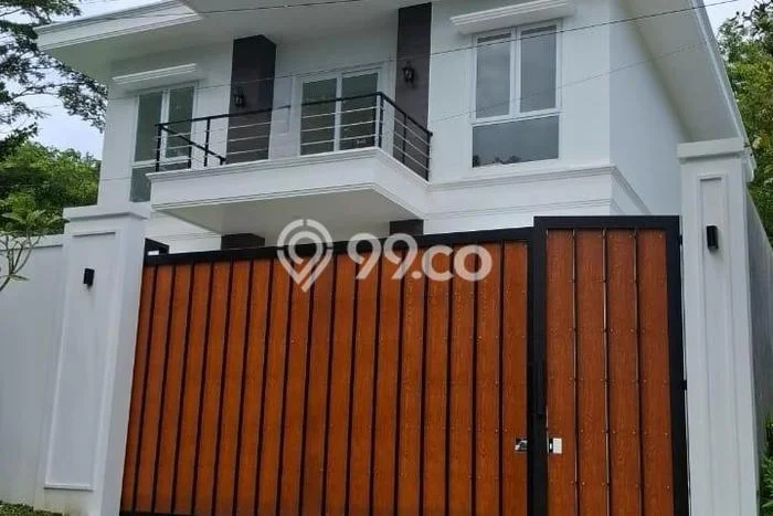 Rumah Mewah LB 300m2 Siap Pakai Desain Elegan di Sentul, Bogor Rumah Mewah LB 300m2 Siap Pakai Desain Elegan di Sentul, Bogor