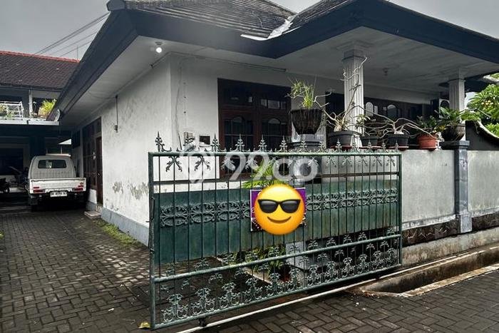 Unit Kost Dijual di Denpasar Selatan dengan 8 Kamar Tidur & Luas Bangunan 400m2 Unit Kost Dijual di Denpasar Selatan dengan 8 Kamar Tidur & Luas Bangunan 400m2