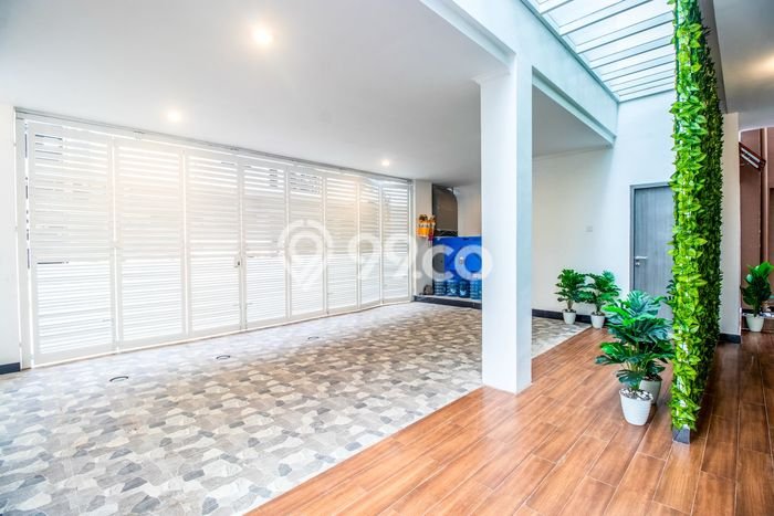 Vila Terawat Kawasan , Area 400m2m², Posisi Premium dengan jalan bagus Vila Terawat Kawasan , Area 400m2m², Posisi Premium dengan jalan bagus