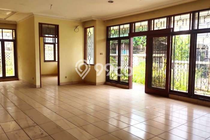Rumah Elit Modern Siap Huni di Intercon Jakarta Barat Rumah Elit Modern Siap Huni di Intercon Jakarta Barat