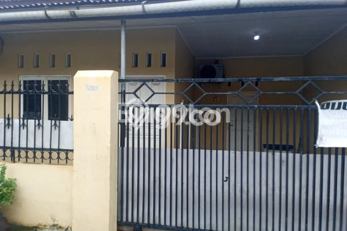 For Sale Rumah 4 Kamar Lokasi Strategis Bagus dan Strategis di Mamajang For Sale Rumah 4 Kamar Lokasi Strategis Bagus dan Strategis di Mamajang
