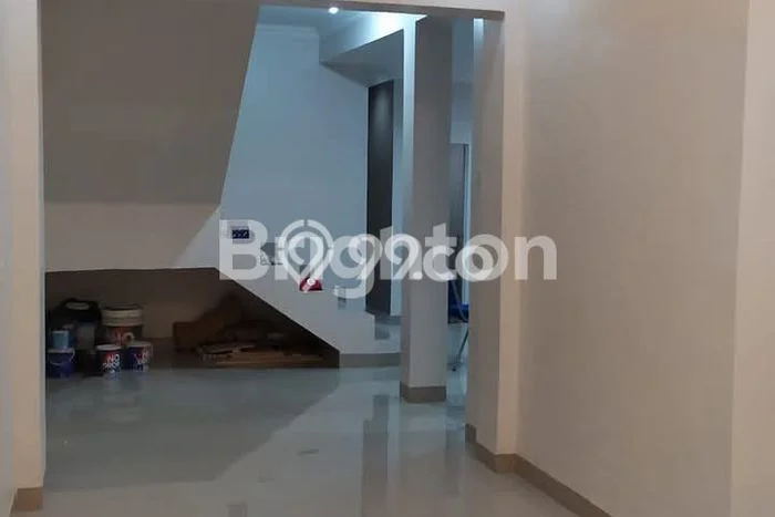 Rumah di Mamajang, 3 KM, Area Asri, Luas 84m² LB 168m² Rumah di Mamajang, 3 KM, Area Asri, Luas 84m² LB 168m²