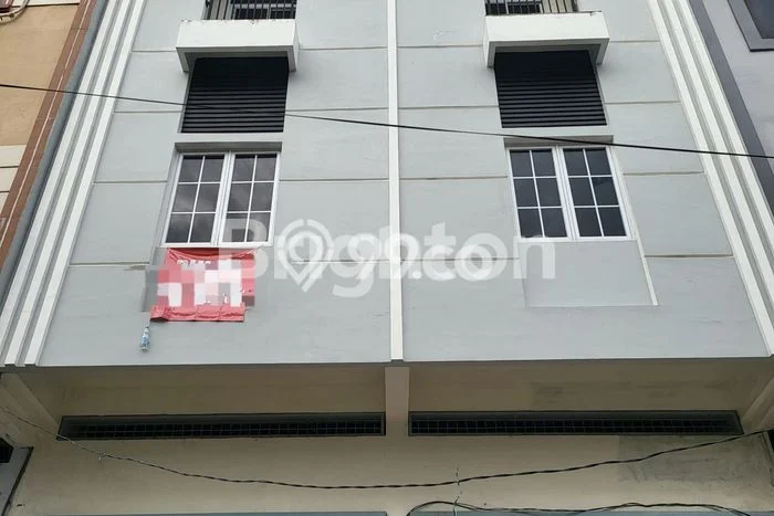 Ruko Dijual di Mamajang Makassar dengan LB 239m2 Ruko Dijual di Mamajang Makassar dengan LB 239m2