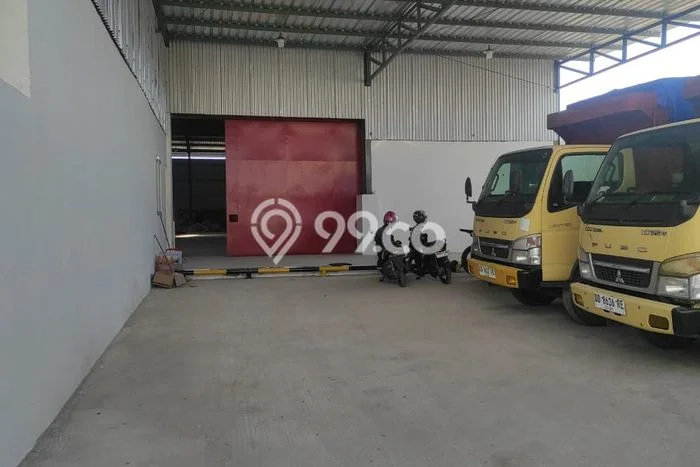 Area Ramai! Gudang Dijual di Marusu untuk Bisnis Luas Bangunan 3000m2 Area Ramai! Gudang Dijual di Marusu untuk Bisnis Luas Bangunan 3000m2