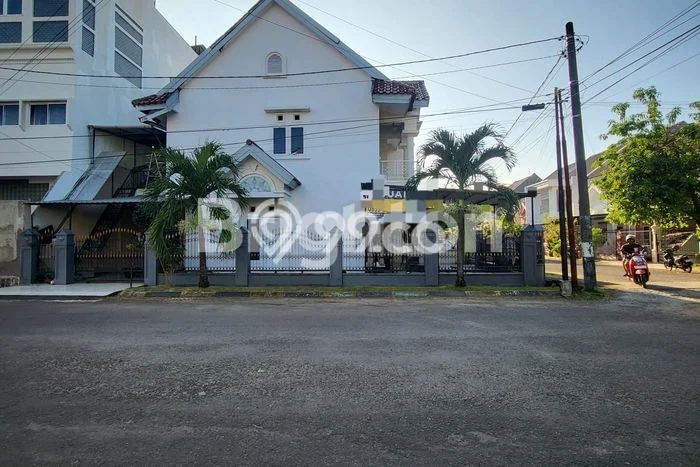 Jual Rumah Luas Megah Dengan View Cantik di Panakukkang, Makassar Jual Rumah Luas Megah Dengan View Cantik di Panakukkang, Makassar