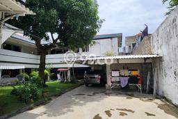 Sewa Rumah Nyaman LT 1120m2 / LB 550m2 di Surabaya Kota, Surabaya Sewa Rumah Nyaman LT 1120m2 / LB 550m2 di Surabaya Kota, Surabaya