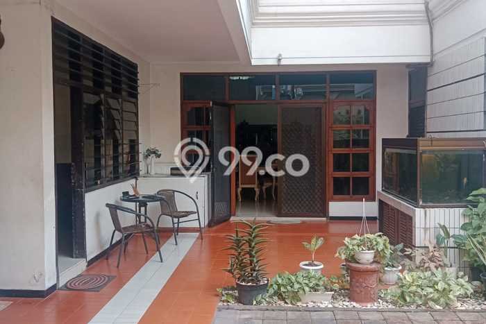 Rumah Sewa Surabaya LT 560m2 LB 390m2 Kawasan Surabaya Kota Rumah Sewa Surabaya LT 560m2 LB 390m2 Kawasan Surabaya Kota