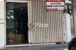 Ruko Dijual di Surabaya LT 83m2 & LB 128m2 Lokasi Terbaik! Ruko Dijual di Surabaya LT 83m2 & LB 128m2 Lokasi Terbaik!