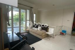 Rumah LT 252m² di Pakuwon City, Surabaya - Akses Mudah Rumah LT 252m² di Pakuwon City, Surabaya - Akses Mudah