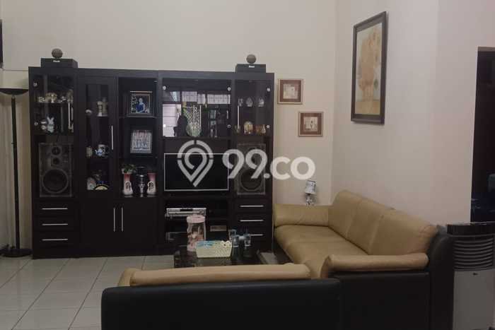Rumah Sewa Surabaya LT 560m2 LB 390m2 Kawasan Surabaya Kota Rumah Sewa Surabaya LT 560m2 LB 390m2 Kawasan Surabaya Kota
