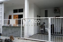 Jual Rumah Minimalis Bagus Punya 5 KT di Wiyung Surabaya SHM Jual Rumah Minimalis Bagus Punya 5 KT di Wiyung Surabaya SHM