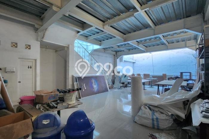 Komersial Bagus Dijual di Manyar Surabaya Lokasi Strategis Cocok untuk Kembangkan Bisnis Komersial Bagus Dijual di Manyar Surabaya Lokasi Strategis Cocok untuk Kembangkan Bisnis