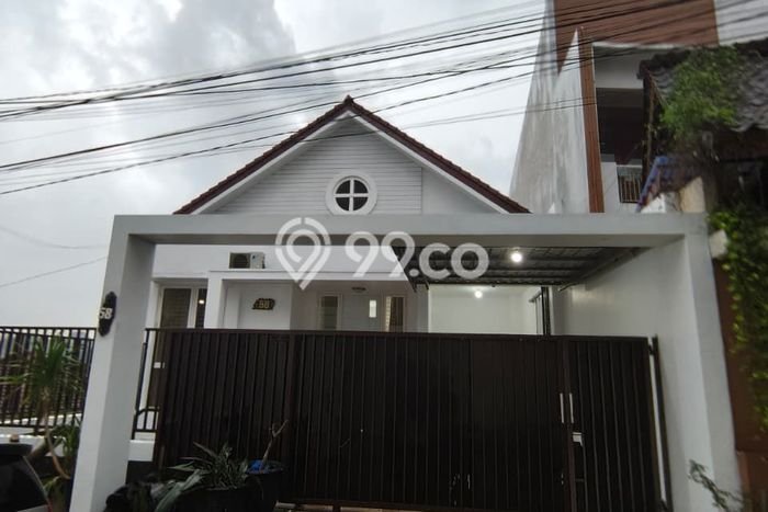 Rumah Strategis Minimalis Lb 230m2 di Semarang Selatan, Semarang Rumah Strategis Minimalis Lb 230m2 di Semarang Selatan, Semarang