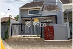 Rumah Disewakan Semarang LT 87m2 LB 85m2 Kawasan Mlatiharjo Rumah Disewakan Semarang LT 87m2 LB 85m2 Kawasan Mlatiharjo