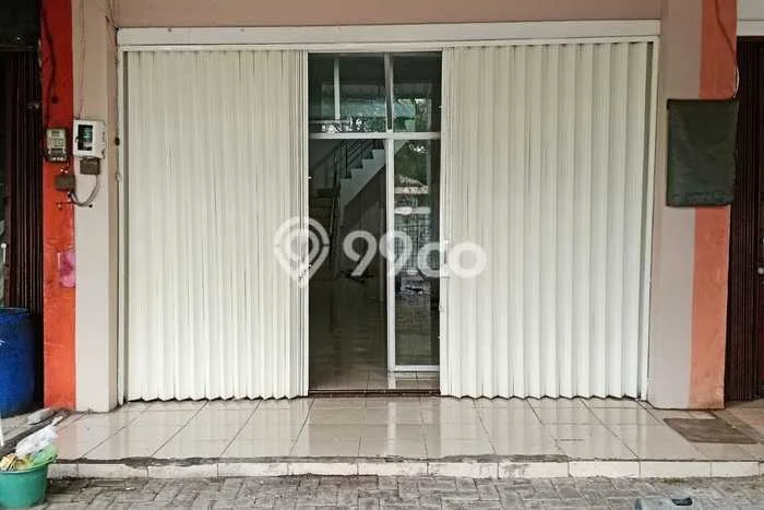 Ruko Bagus LT 124m2 LB 124m2 Dijual di Semarang Utara Semarang Ruko Bagus LT 124m2 LB 124m2 Dijual di Semarang Utara Semarang