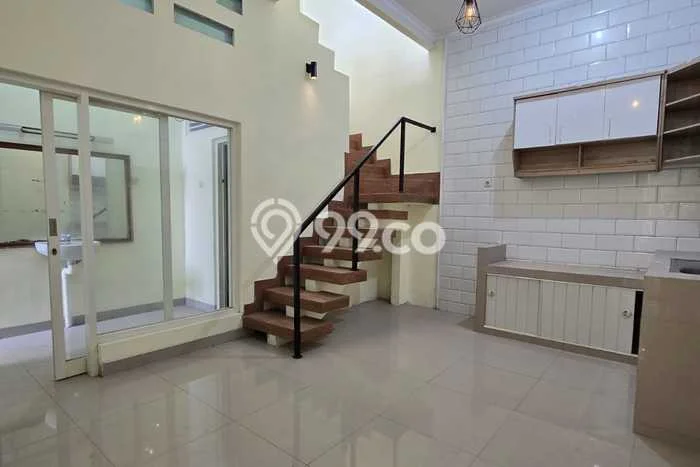 Jarang Ada! Rumah Kontrakan 3 Kamar Bagus Siap Huni Lamper Jarang Ada! Rumah Kontrakan 3 Kamar Bagus Siap Huni Lamper