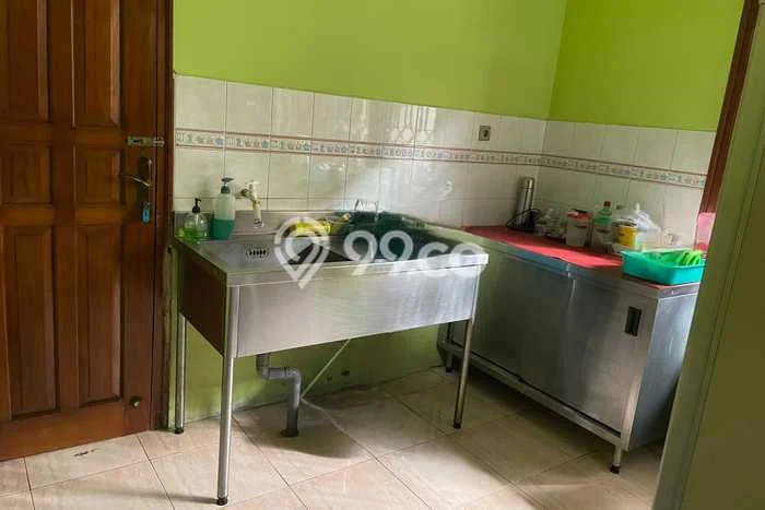 Hunian Eksklusif Siap Huni LT 325m2 di Pedurungan, Semarang Hunian Eksklusif Siap Huni LT 325m2 di Pedurungan, Semarang