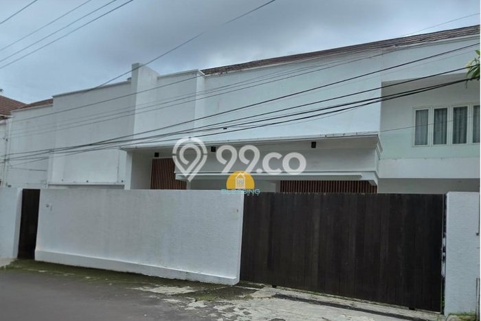 Hunian Super Mewah dengan Akses Paling Strategis di Bukit Sari, Semarang Hunian Super Mewah dengan Akses Paling Strategis di Bukit Sari, Semarang
