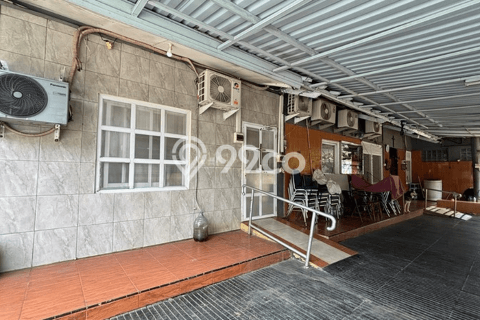 Rumah Elit Modern Siap Huni di Pondok Indah Jakarta Selatan Rumah Elit Modern Siap Huni di Pondok Indah Jakarta Selatan