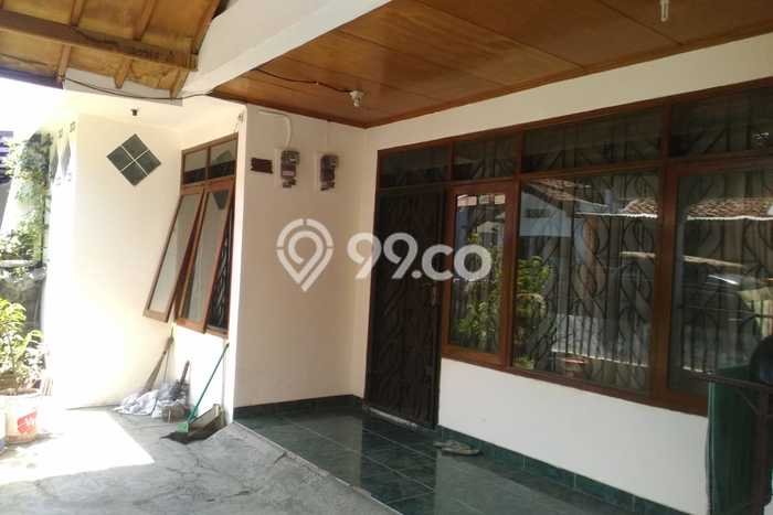 Rumah PREMIUM di Dayeuhkolot, Bandung, LT 120m² Bangunan 200m² KESEMPATAN TERBATAS! Rumah PREMIUM di Dayeuhkolot, Bandung, LT 120m² Bangunan 200m² KESEMPATAN TERBATAS!