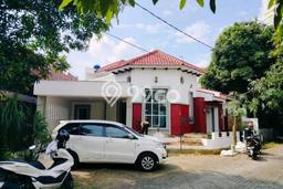 For Sale Hunian Rumah Terawat 4 Kamar di Jaka Sampurna, Bekasi For Sale Hunian Rumah Terawat 4 Kamar di Jaka Sampurna, Bekasi