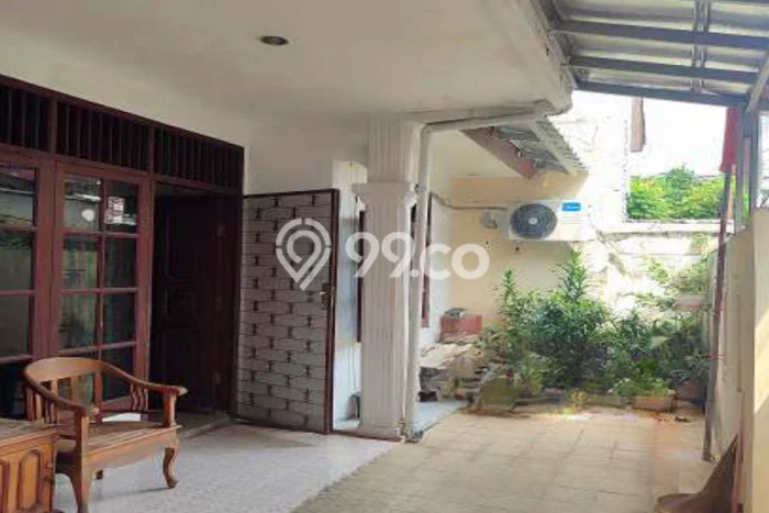 Jual Rumah Bagus Siap Huni LB 117m2 di Kebon Jeruk, Jakarta Barat Jual Rumah Bagus Siap Huni LB 117m2 di Kebon Jeruk, Jakarta Barat