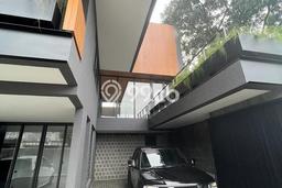 Ready to Use! Premium House LT 224m2 Desain Elegan di Kemang Ready to Use! Premium House LT 224m2 Desain Elegan di Kemang