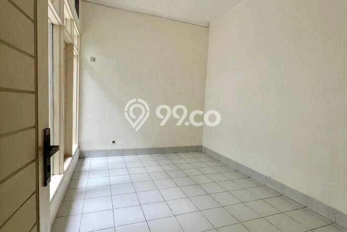 Dijual Rumah Mewah Elegan Dengan View Eksklusif di Warung Buncit, Jakarta Selatan Dijual Rumah Mewah Elegan Dengan View Eksklusif di Warung Buncit, Jakarta Selatan