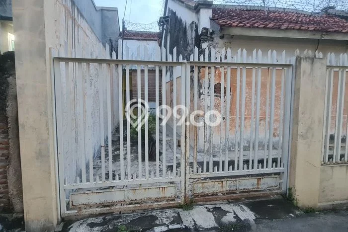 Rumah Modern Minimalis 3 KT Siap Huni di Ciledug Rumah Modern Minimalis 3 KT Siap Huni di Ciledug