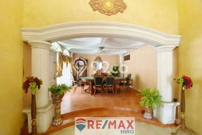 Ready to Use! Premium House LT 315m2 Desain Elegan di Kemang Pratama Ready to Use! Premium House LT 315m2 Desain Elegan di Kemang Pratama