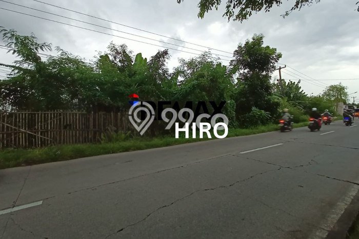 Tanah Kosong Dijual di Karawang dengan Area 2076m2 Tanah Kosong Dijual di Karawang dengan Area 2076m2