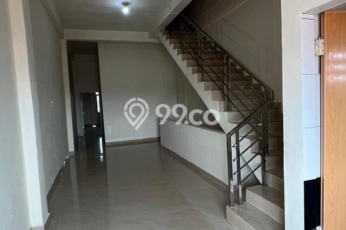 LOKASI STRATEGIS! Ruko di Medan Timur, Luas 192m², Akses Utama LOKASI STRATEGIS! Ruko di Medan Timur, Luas 192m², Akses Utama