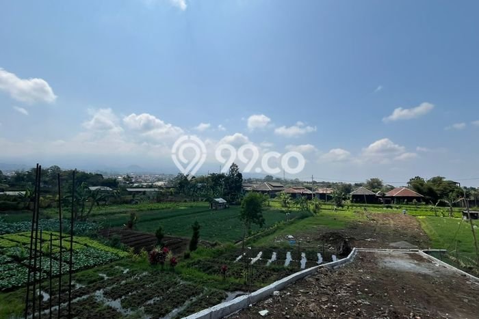 Vila Kawasan , Dimensi 84m2m², Akses ke berbagai keperluan Vila Kawasan , Dimensi 84m2m², Akses ke berbagai keperluan