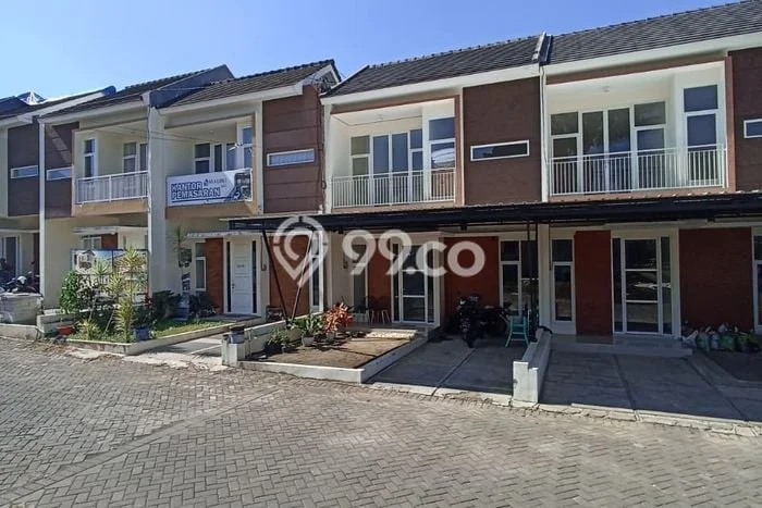 Rumah Strategis Modern Lb 80m2 di Junrejo, Batu Rumah Strategis Modern Lb 80m2 di Junrejo, Batu