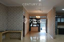 HARGA TERBAIK! Rumah area Taman Kopo Indah, 3 KM, Area Sejuk, Luas 161m² Bangunan 250m² HARGA TERBAIK! Rumah area Taman Kopo Indah, 3 KM, Area Sejuk, Luas 161m² Bangunan 250m²