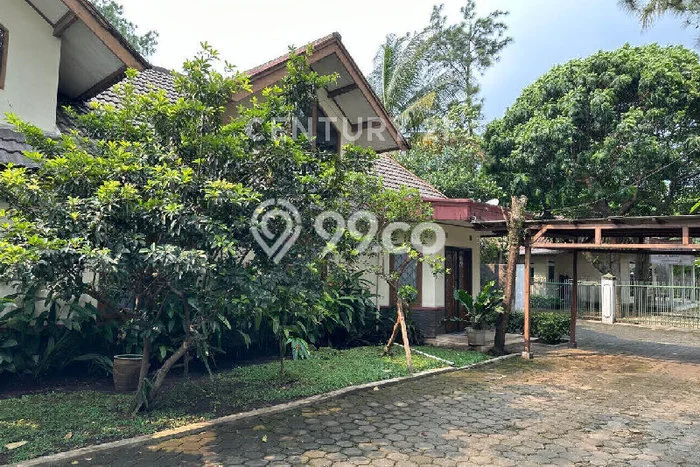 Ready to Use! Premium House LT 1060m2 Desain Modern di Sudirman Ready to Use! Premium House LT 1060m2 Desain Modern di Sudirman