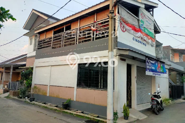 LOKASI POTENSIAL! Ruko Disewakan Kawasan Buah Batu, Luas 130m², Ready Bisnis LOKASI POTENSIAL! Ruko Disewakan Kawasan Buah Batu, Luas 130m², Ready Bisnis