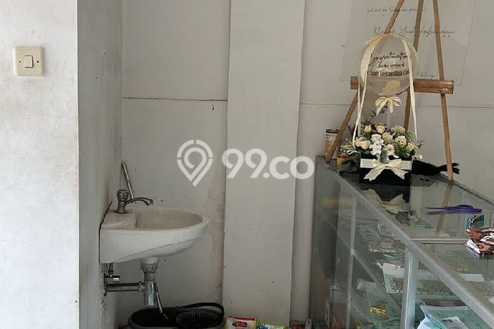 Ruko Dijual di Prime Area Bandung Luas 137m2 Ruko Dijual di Prime Area Bandung Luas 137m2