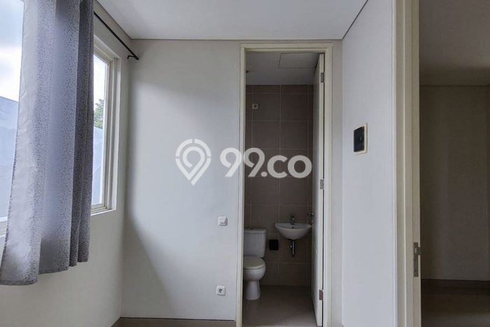 HOT PROPERTY! Rumah Strategis di Wiyung, LT 105m2m² Bangunan 105m2m² HOT PROPERTY! Rumah Strategis di Wiyung, LT 105m2m² Bangunan 105m2m²