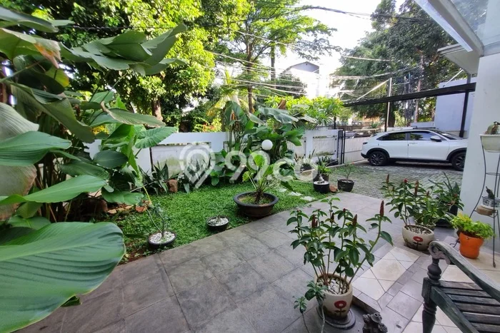 Hunian Mewah LB 265m2 Siap Huni Desain Elegan di Lebak Bulus, Jakarta Selatan Hunian Mewah LB 265m2 Siap Huni Desain Elegan di Lebak Bulus, Jakarta Selatan