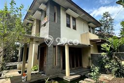 Dijual Rumah Mewah Exclusive di Cinere, Depok Dijual Rumah Mewah Exclusive di Cinere, Depok