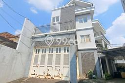 Komersial Usaha Dijual di Cinere Depok LT 181m2 & LB 400m2 Komersial Usaha Dijual di Cinere Depok LT 181m2 & LB 400m2