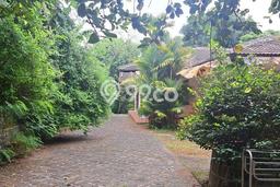 Dijual Tanah di Jakarta Selatan, Luas 1756m2 SHM Dijual Tanah di Jakarta Selatan, Luas 1756m2 SHM