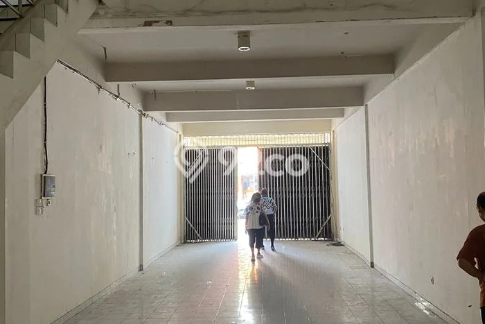 Unit Ruko Dijual di Citraland Surabaya 150m2 Unit Ruko Dijual di Citraland Surabaya 150m2