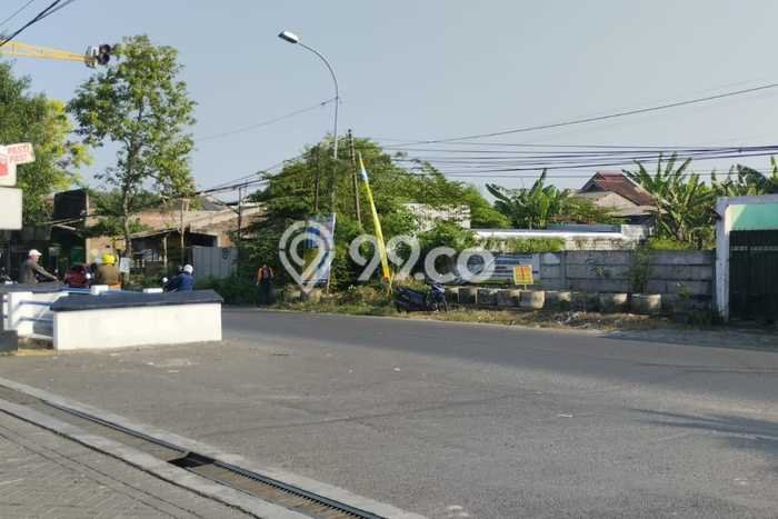 Kavling Tanah Dijual di Menganti Gresik Spesifikasi 2168m2 Kavling Tanah Dijual di Menganti Gresik Spesifikasi 2168m2