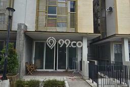 Rumah Modern 3 KT di Pakuwon Indah Surabaya Unfurnished Rumah Modern 3 KT di Pakuwon Indah Surabaya Unfurnished