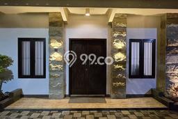 Rumah Bagus kawasan Menganti, Gresik, Luas 441m2m² Bangunan 120m2m² HARGA MENARIK! Rumah Bagus kawasan Menganti, Gresik, Luas 441m2m² Bangunan 120m2m² HARGA MENARIK!