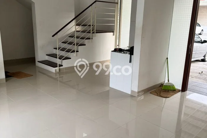 Dijual Rumah Strategis Bagus Punya 3 KT di Wiyung Surabaya SHM Dijual Rumah Strategis Bagus Punya 3 KT di Wiyung Surabaya SHM